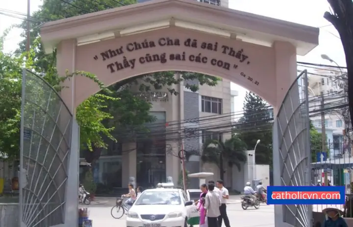 Nhà Thờ Chúa Cứu Thế Kỳ Đồng