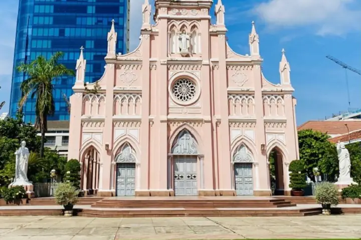 Nhà Thờ Con Gà Đà Nẵng