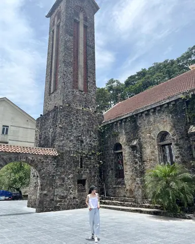 Nhà Thờ Đá Tam Đảo