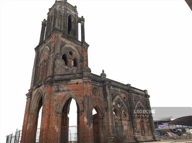 Nhà Thờ Đổ Ninh Bình