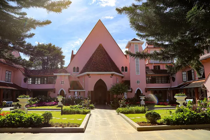 Nhà Thờ Domaine De Marie Lãnh Địa Đức Bà