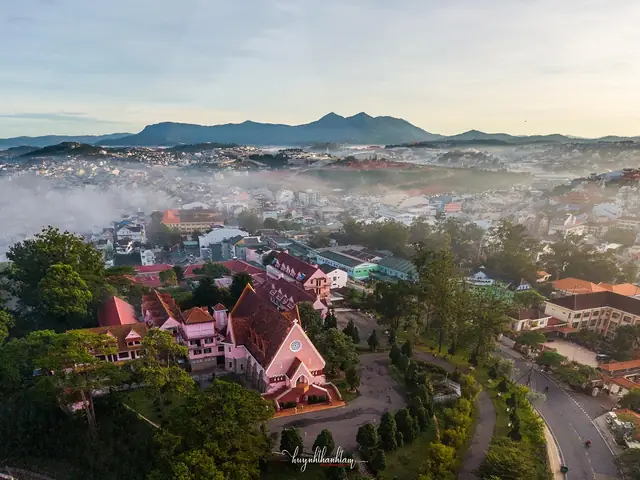 Nhà Thờ Domaine De Marie Ở Đà Lạt Nhà Thờ Domaine De Marie Ở Đà Lạt