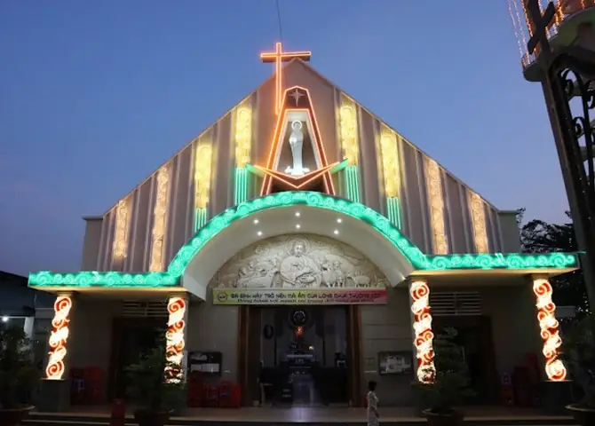 Nhà Thờ Đông Hòa Dĩ An