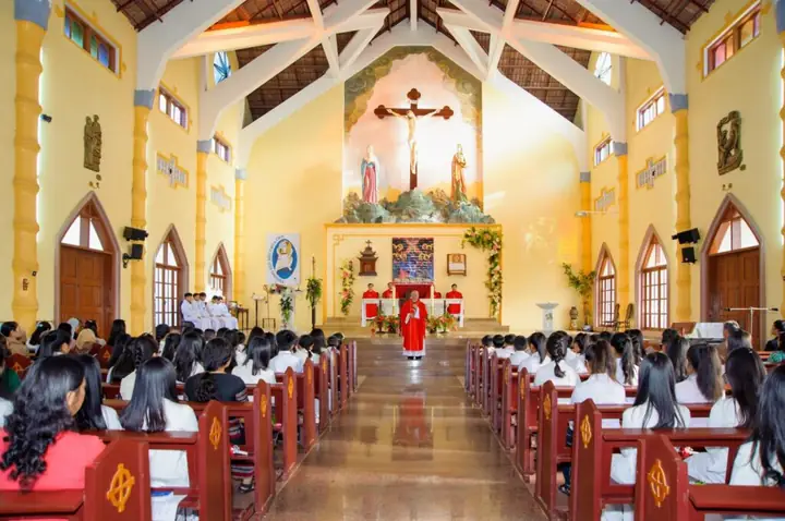 Nhà Thờ Du Sinh