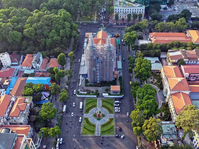 Nhà Thờ Đức Bà Nằm Trên Đường Nào