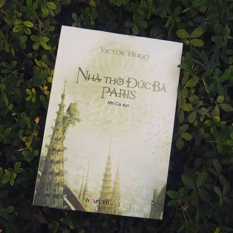 Nhà Thờ Đức Bà Paris Tiki