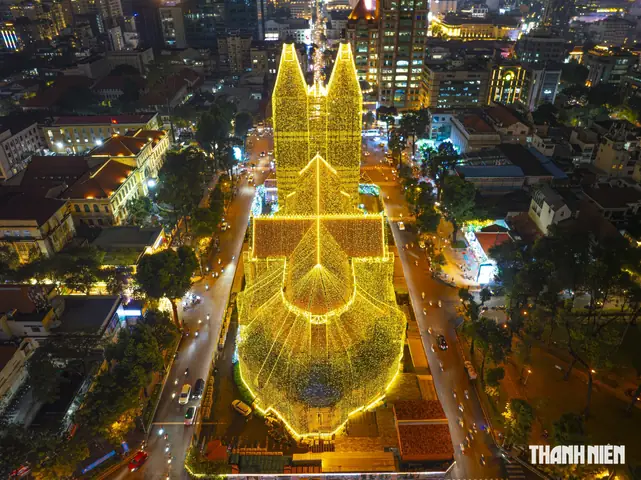 Nhà Thờ Đức Bà Sửa Xong Chưa