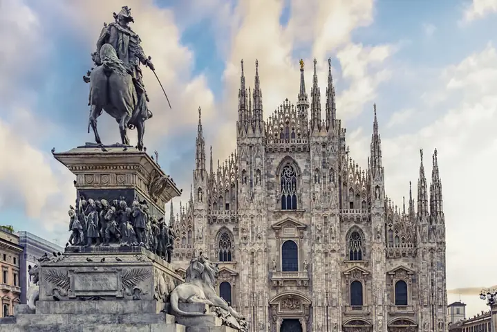 Nhà Thờ Duomo Di Milano