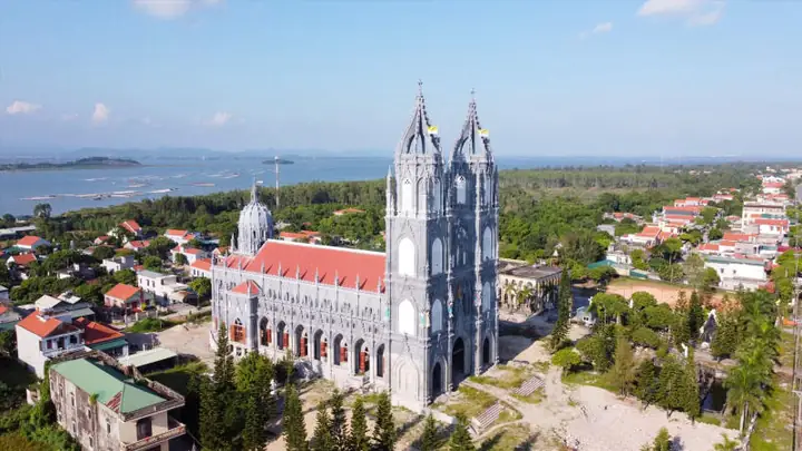 Nhà Thờ Hạ Long Nhà Thờ Hạ Long