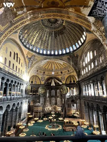 Nhà Thờ Hagia Sophia