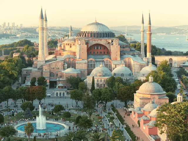 Nhà Thờ Hagia Sophia