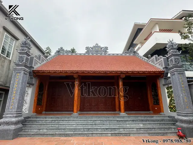 Nhà Thờ Họ Bằng Gỗ