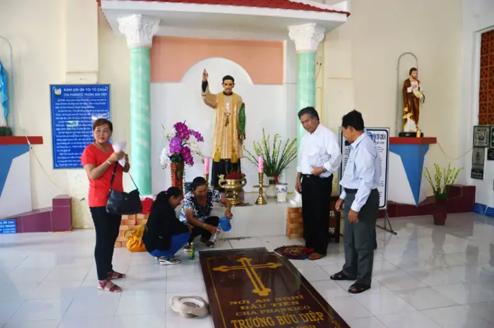 Nhà Thờ Khúc Tréo