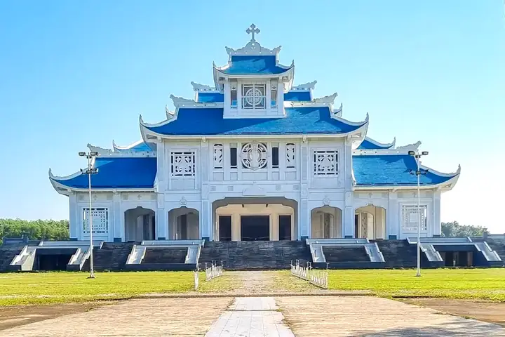 Nhà Thờ La Vang Nhà Thờ La Vang