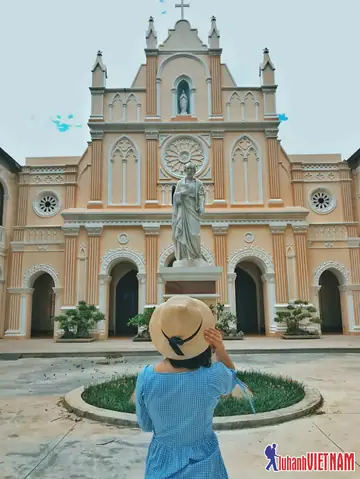 Nhà Thờ Lòng Sông Nhà Thờ Lòng Sông