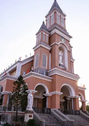 Nhà Thờ Mỹ Hòa Quận 2