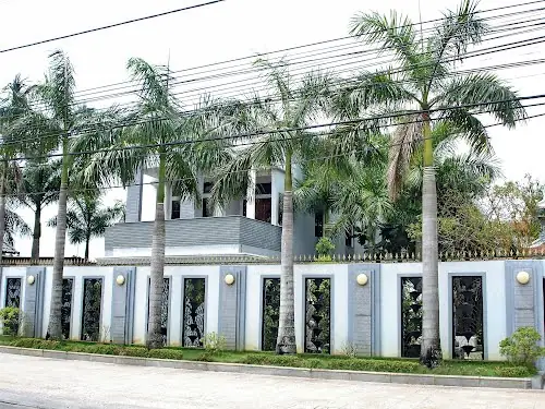Nhà Thờ Nguyễn Tấn Dũng Nhà Thờ Nguyễn Tấn Dũng