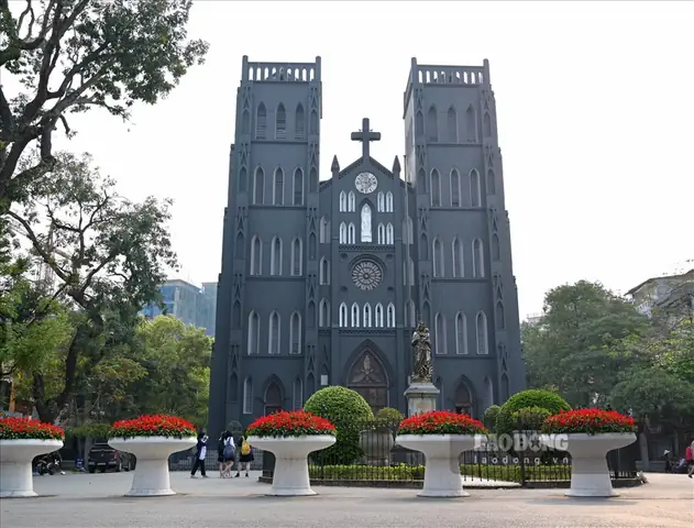 Nhà Thờ Nổi Tiếng Ở Hà Nội Nhà Thờ Nổi Tiếng Ở Hà Nội
