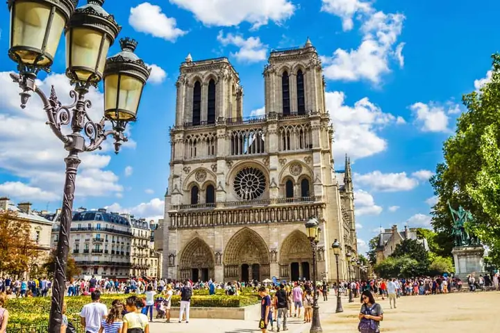 Nhà Thờ Notre Dame Nhà Thờ Notre Dame