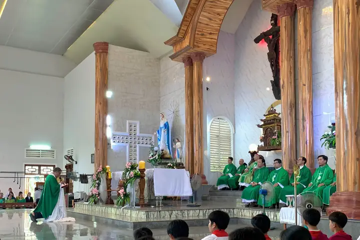 Nhà Thờ Phú Hữu Nhà Thờ Phú Hữu