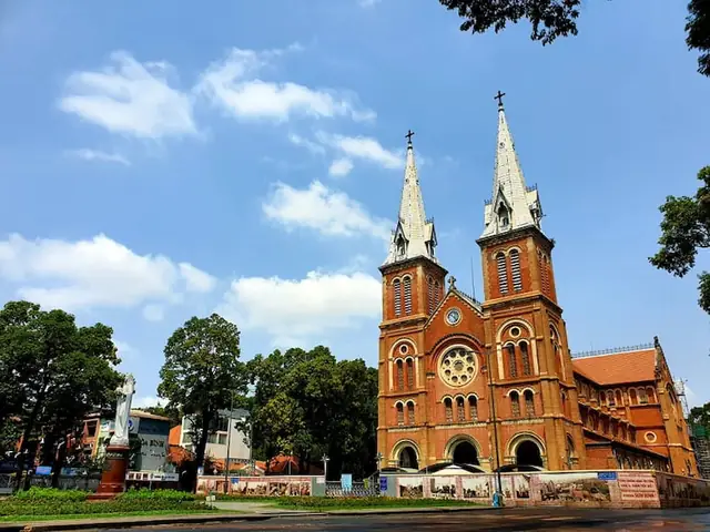 Nhà Thờ Quận 1 Nhà Thờ Quận 1