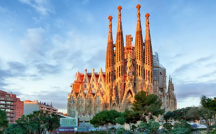 Nhà Thờ Sagrada Familia Tây Ban Nha