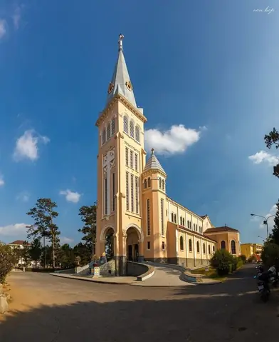 Nhà Thờ Tại Đà Lạt