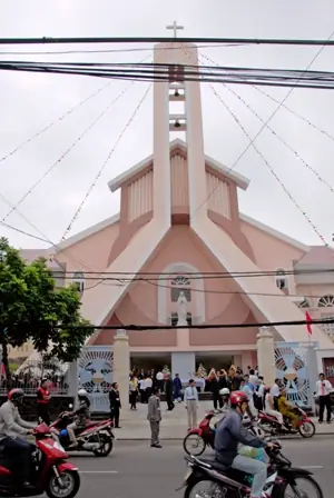 Nhà Thờ Tam Tòa Đà Nẵng