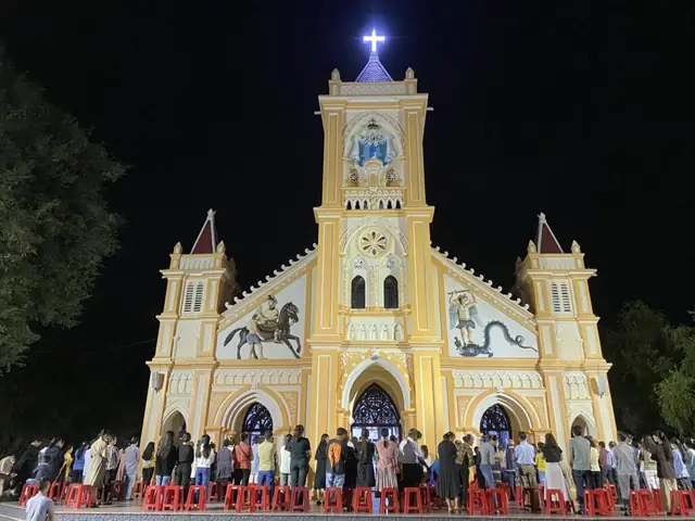 Nhà Thờ Tân Hương Kon Tum