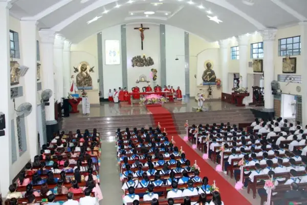 Nhà Thờ Thạch Đà
