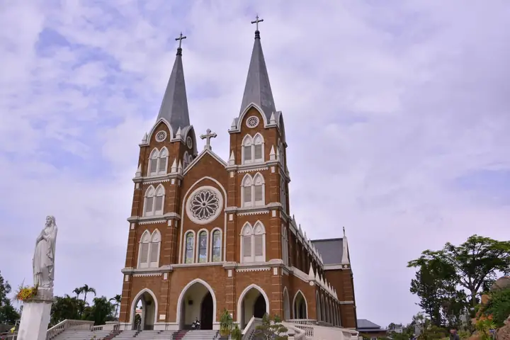 Nhà Thờ Thánh Mẫu Bảo Lộc