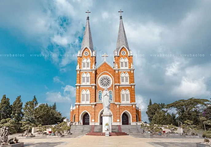 Nhà Thờ Thánh Mẫu Đà Lạt