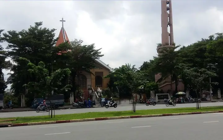 Nhà Thờ Thánh Phaolô Bình Tân Hồ Chí Minh