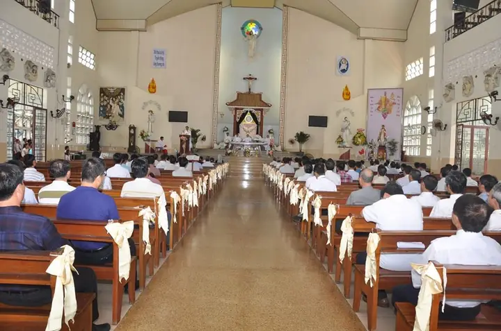Nhà Thờ Thiên Ân