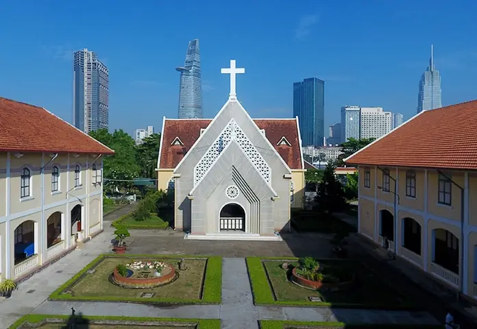 Nhà Thờ Thủ Thiêm Bị Cưỡng Chế
