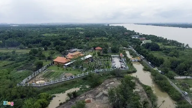Nhà Thờ Tổ Nghiệp Của Hoài Linh Nhà Thờ Tổ Nghiệp Của Hoài Linh