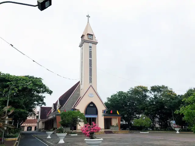 Nhà Thờ Tuy Hòa