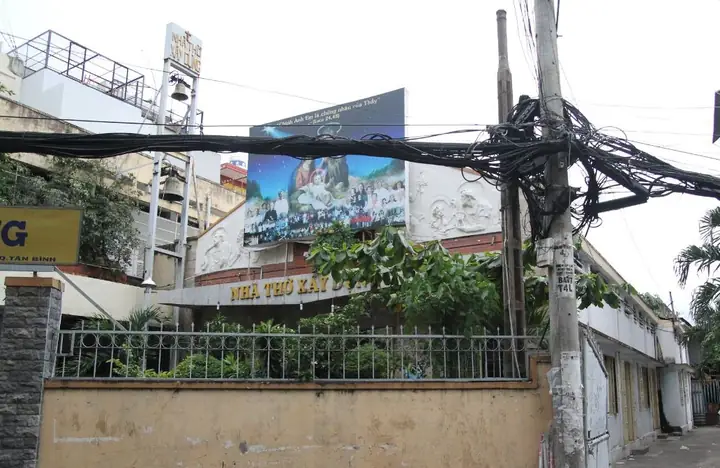 Nhà Thờ Xây Dựng