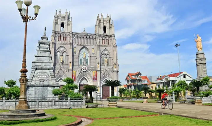 Những Nhà Thờ Đẹp Nhất Nam Định