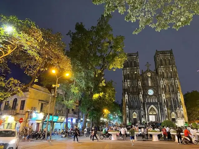 Phố Nhà Thờ