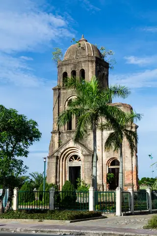 Tháp Chuông Nhà Thờ