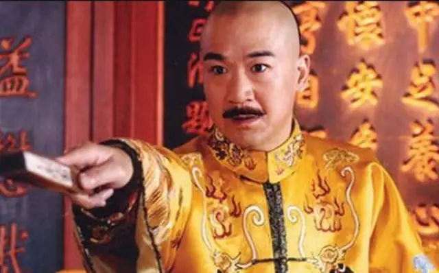Thầy Tướng Số Nổi Tiếng