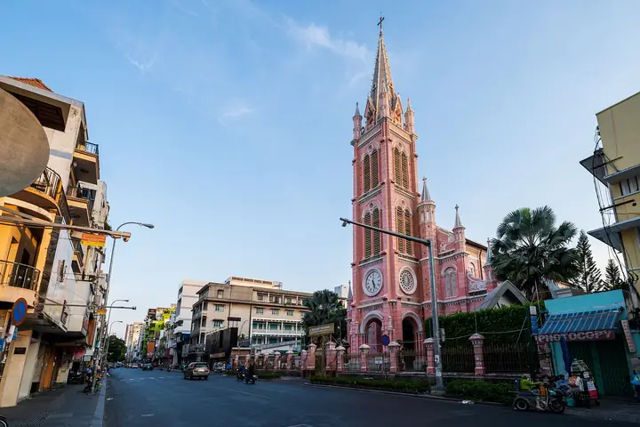 The Church Số 1 Nhà Thờ