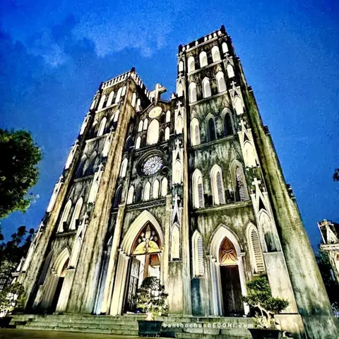 The Church Số 1 Nhà Thờ