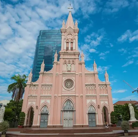 Thuyết Minh Về Nhà Thờ Con Gà