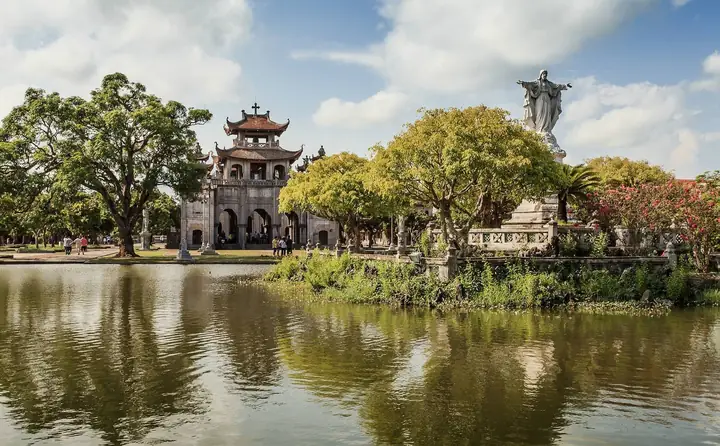 Thuyết Minh Về Nhà Thờ Đá Phát Diệm