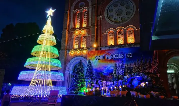 Trang Trí Nhà Thờ Giáng Sinh