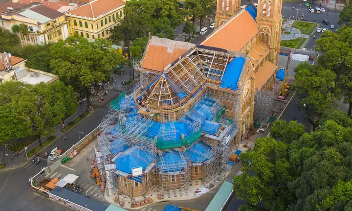 Trùng Tu Nhà Thờ Đức Bà