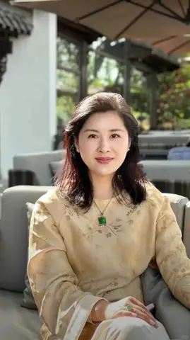 Tướng Cằm Chẻ Của Giớ Đại Gia