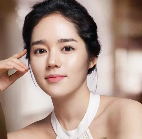 Tướng Chân Mày Phụ Nữ Tốt
